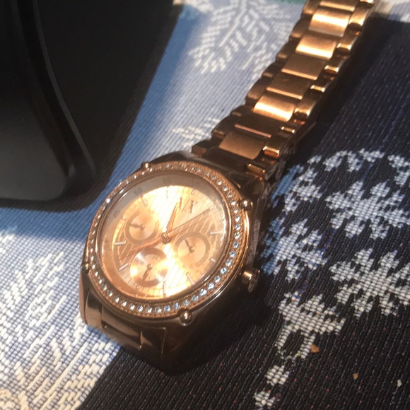 Watch - Picture 2 of 3